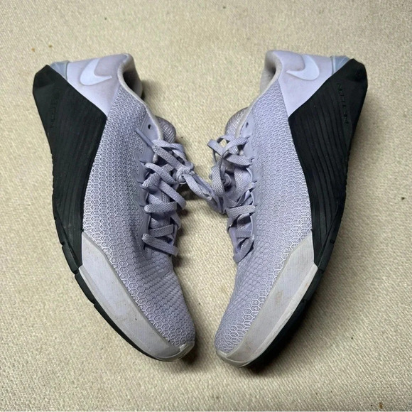 Nike Purple Metcons Size 8 - Picture 3 of 7